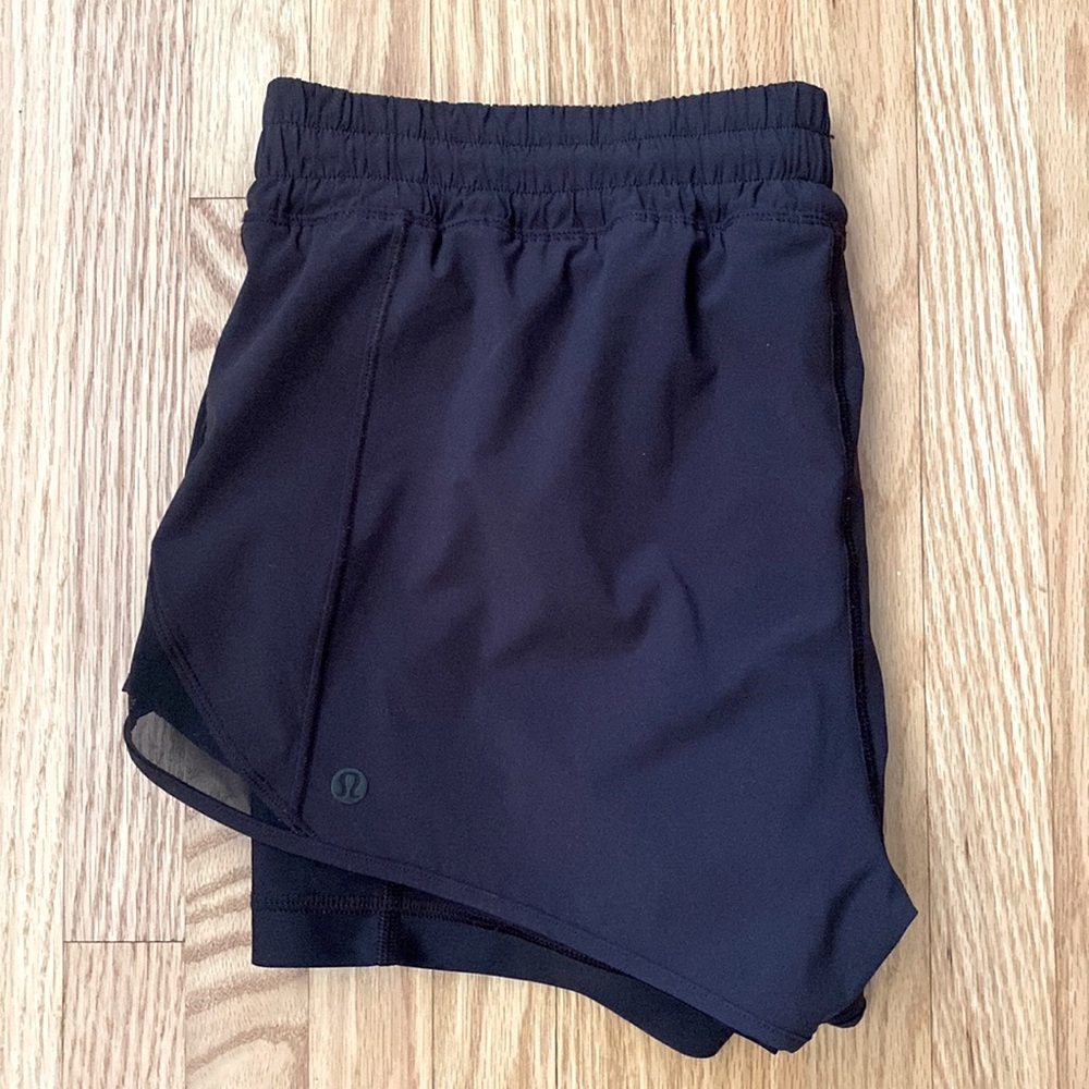 Lululemon run short!